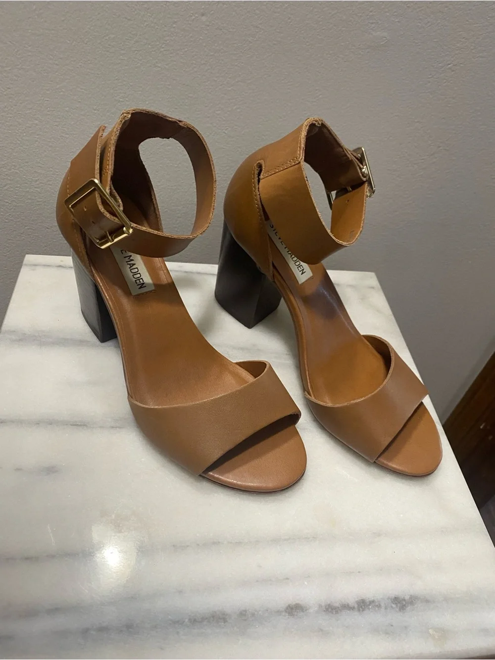 Steve Madden Brown Leather Block Heel Sandals with Ankle Buckle
